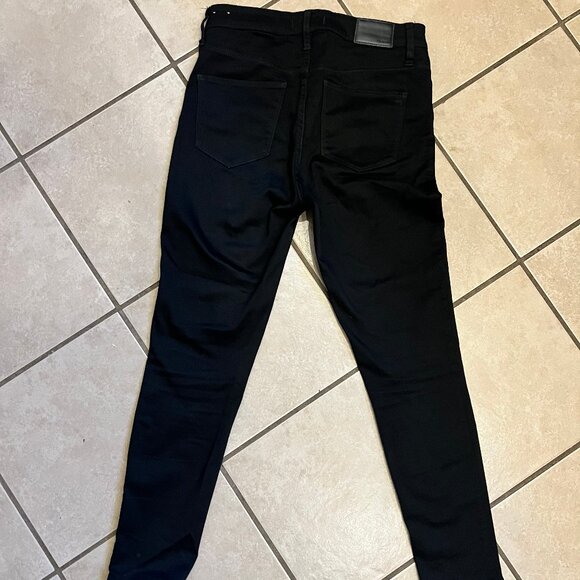 Curvy 10" High-Rise Skinny Jeans Black - Picture 4 of 6
